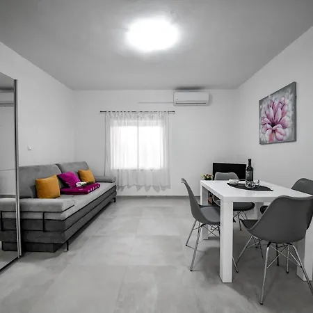 Apartments Joso Appartement Rtina